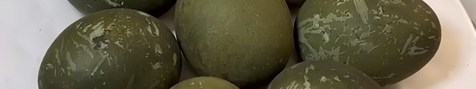 Зеленые яйца на Пасху — Eda.Video