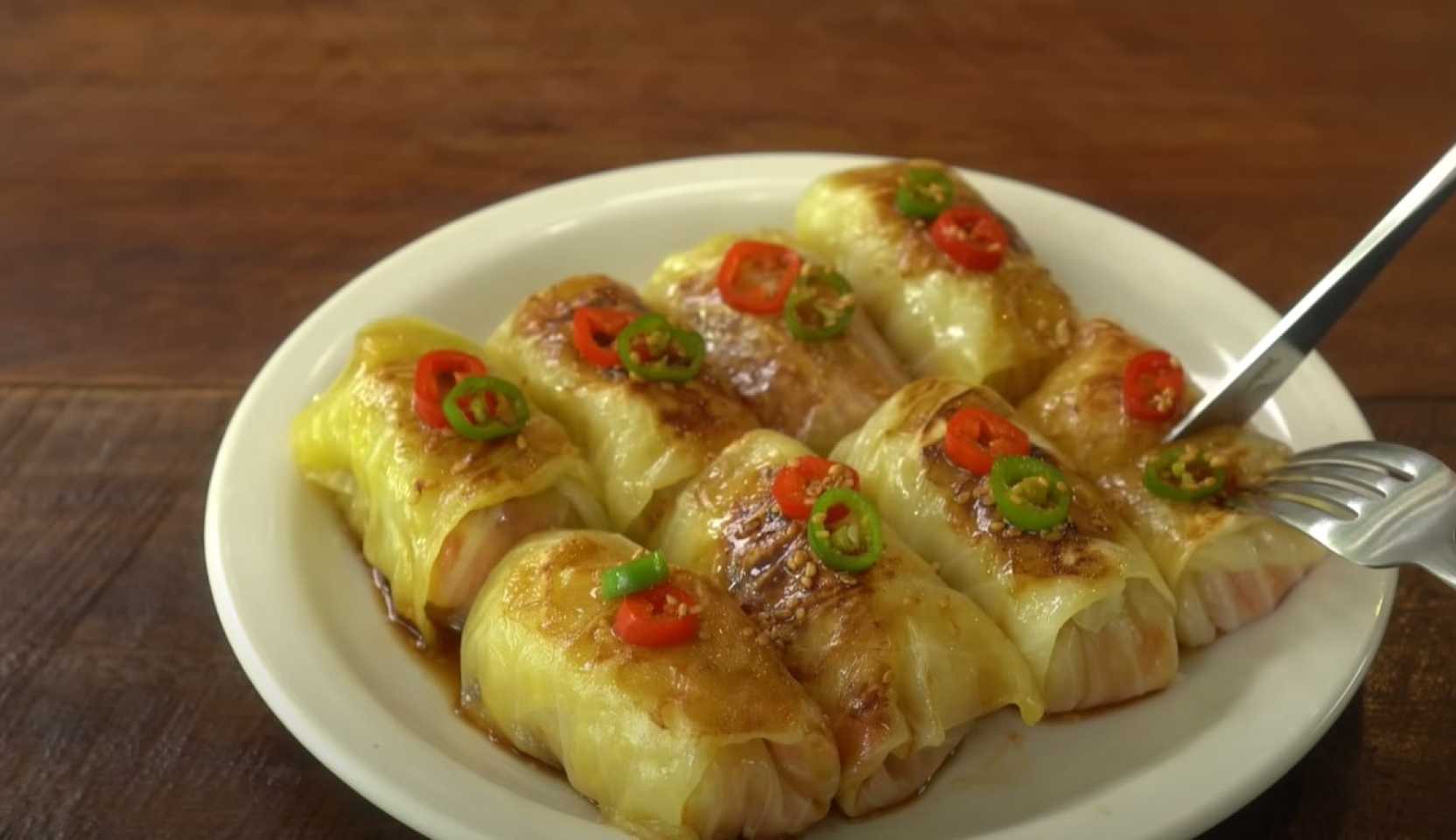 Изображение блюда: Мини-голубцы с курицей и нутом — Eda.Video