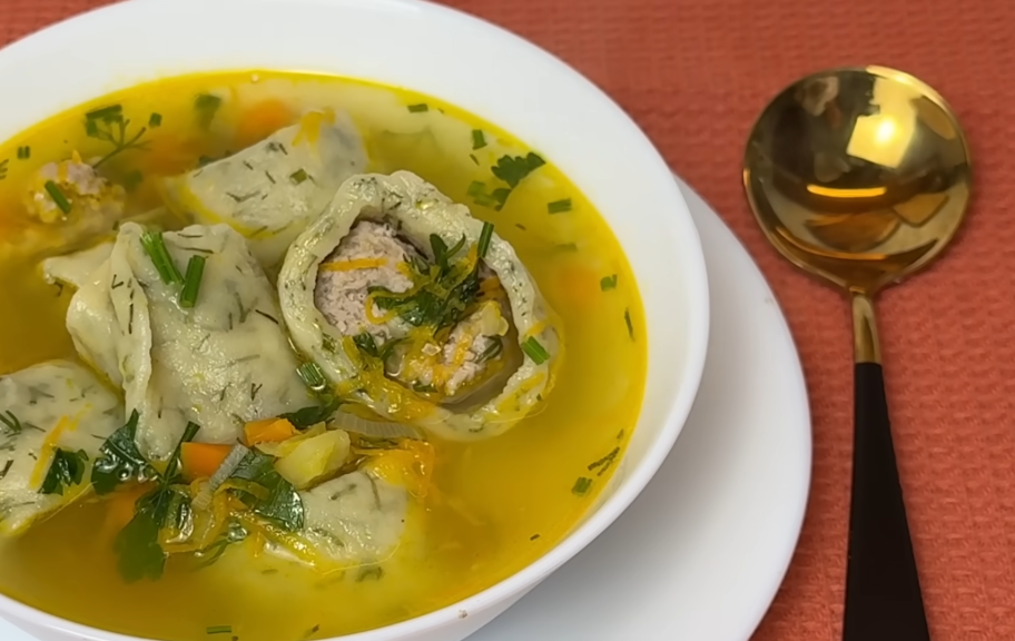 Новый рецепт: Немецкий суп со штрулями — Eda.Video