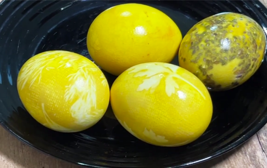 Новый рецепт: Яйца на Пасху в куркуме — Eda.Video