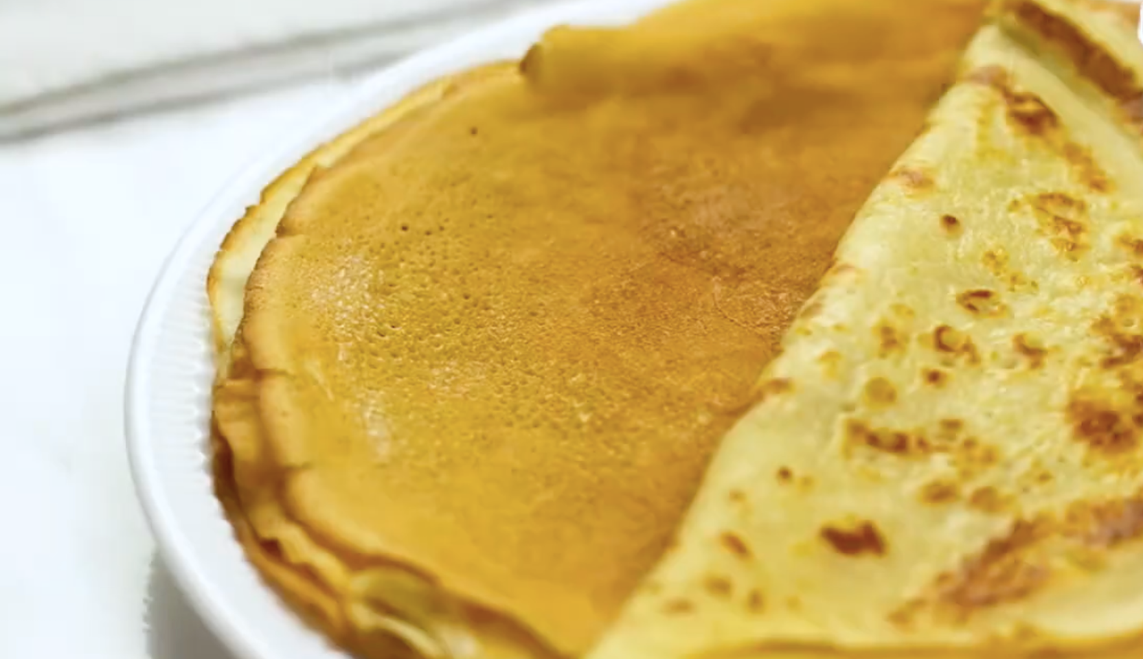 Изображение блюда: Заварные блины на сметане — Eda.Video