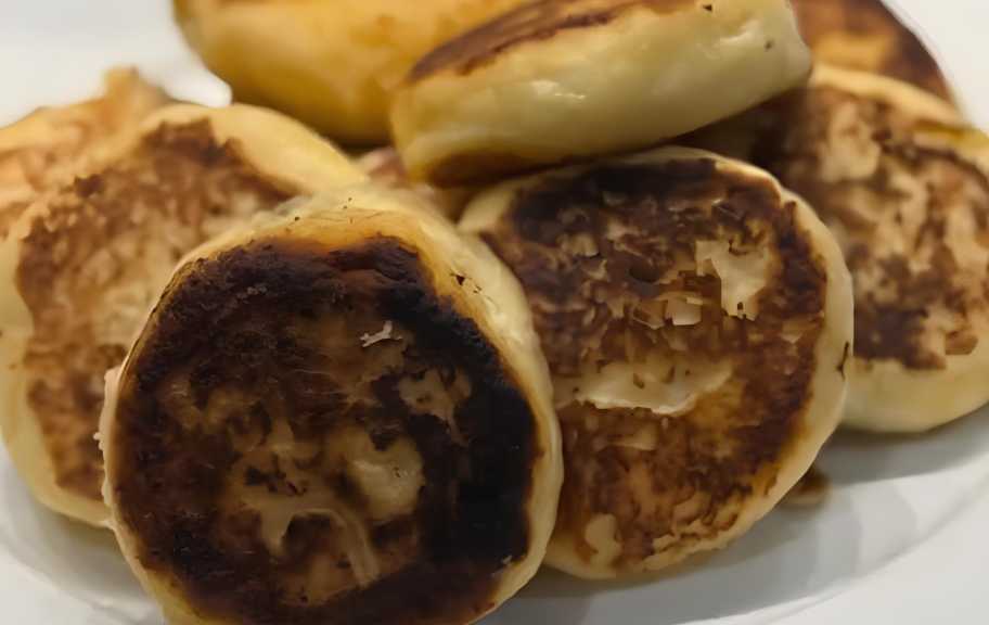 Новый рецепт: Сырники с начинкой — Eda.Video