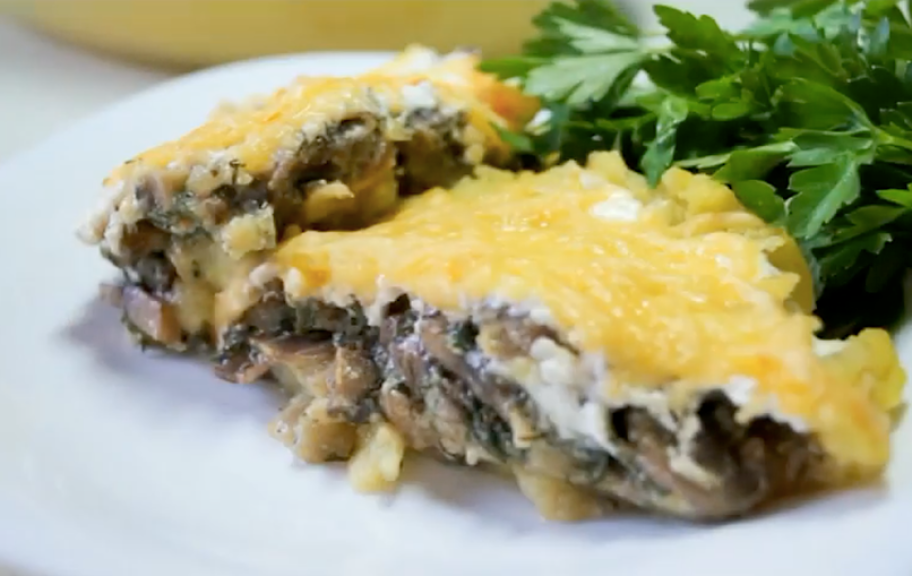 Новый рецепт: Запеканка из картофельного пюре с грибами — Eda.Video