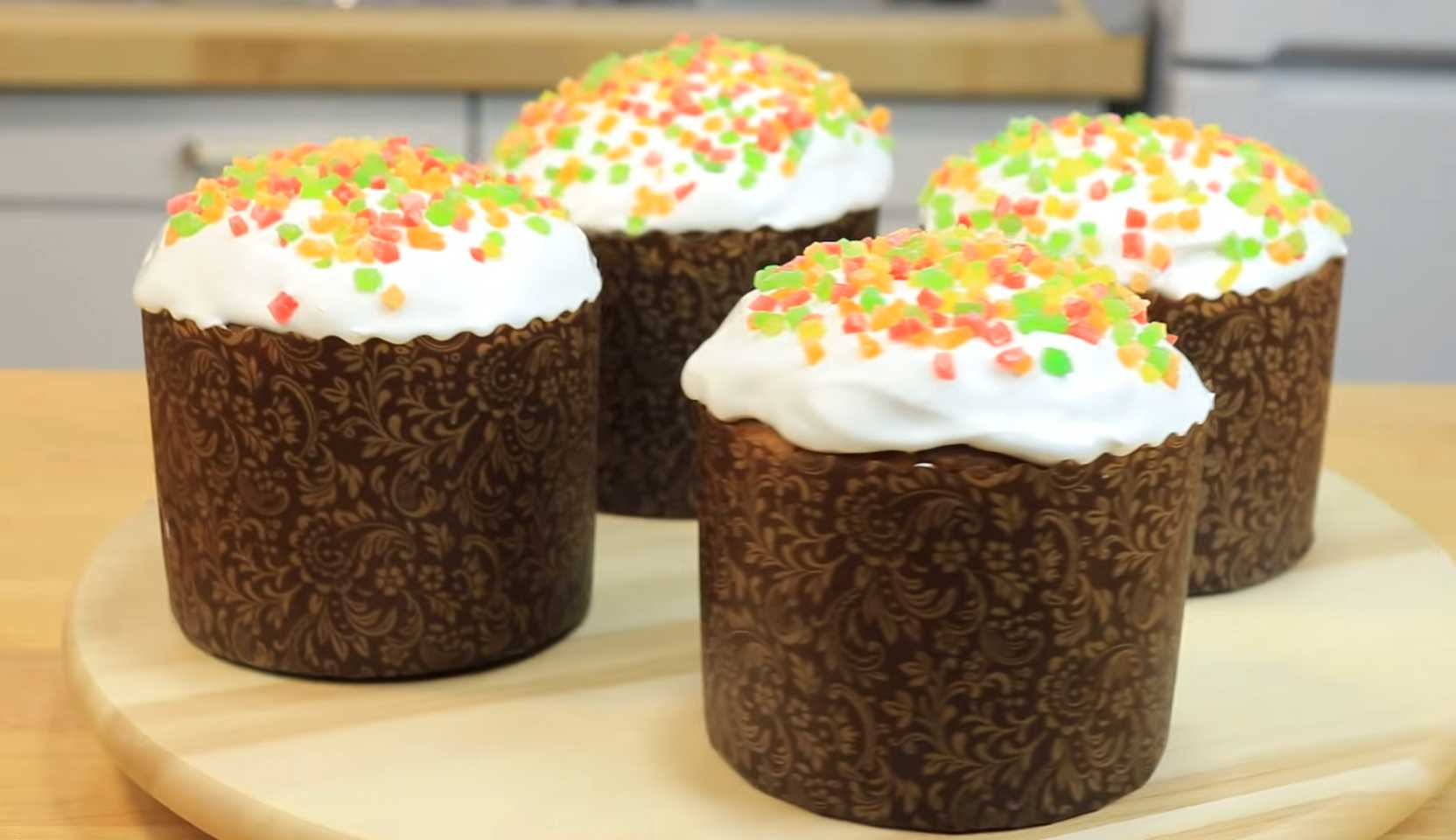 Изображение блюда: Пасхальный кулич на желтках — Eda.Video