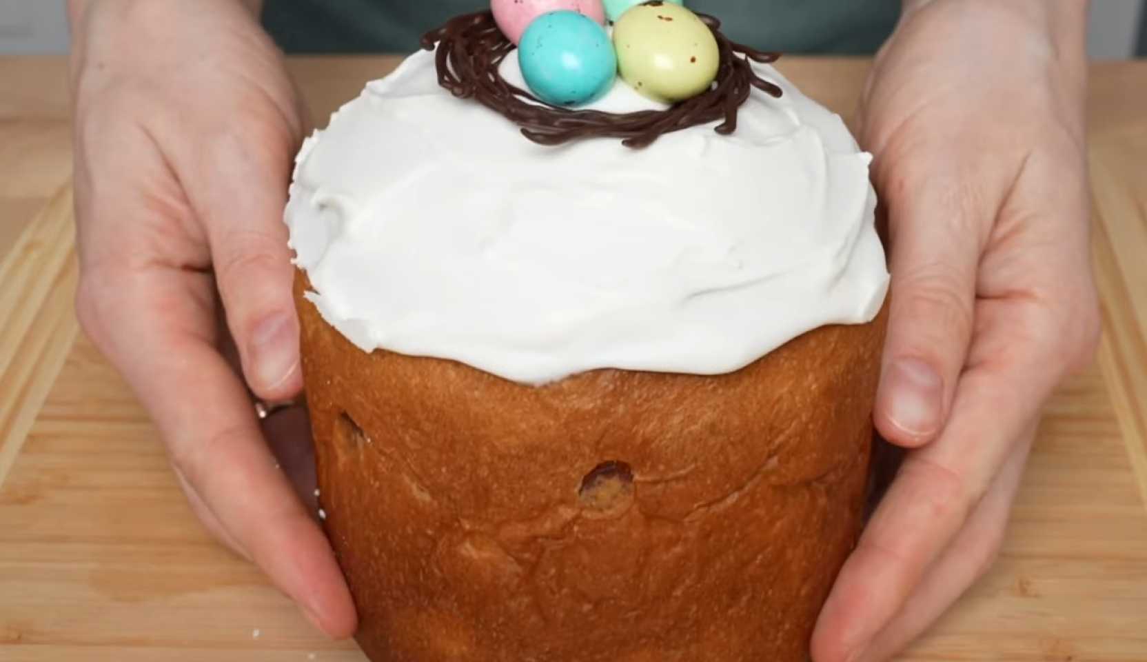 Изображение блюда: Заварной кулич — Eda.Video