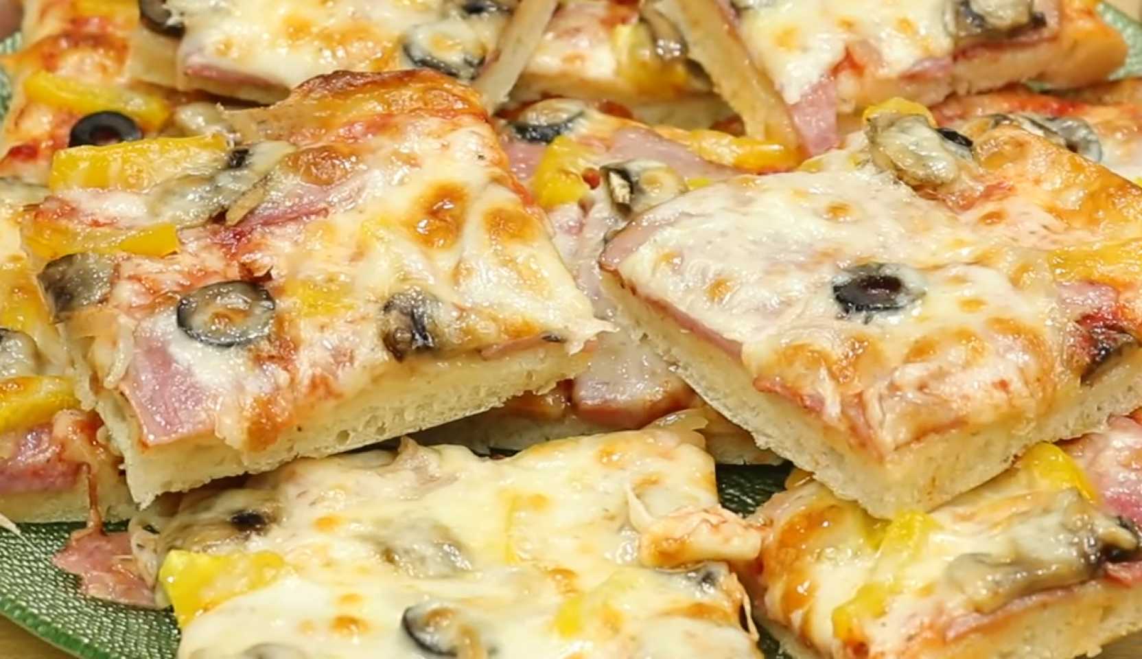 Изображение блюда: Пышная пицца на дрожжах — Eda.Video