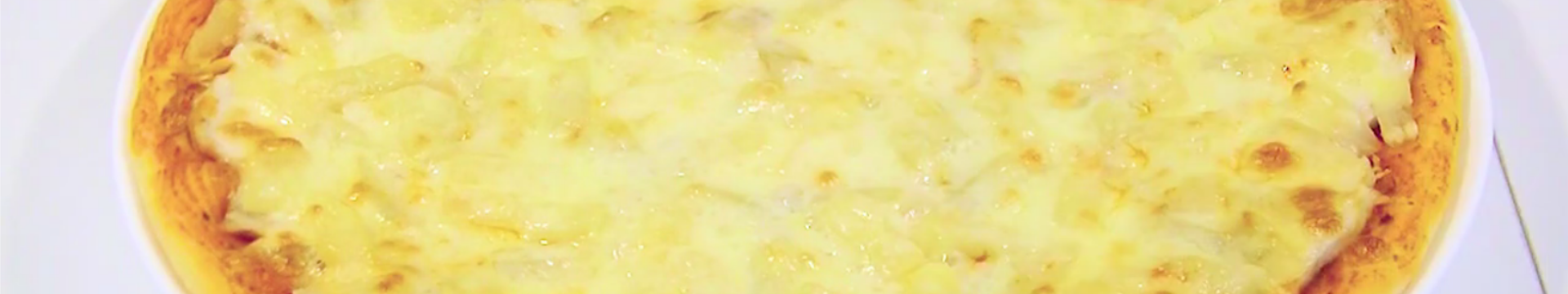 Пицца с ананасами и курицей — Eda.Video