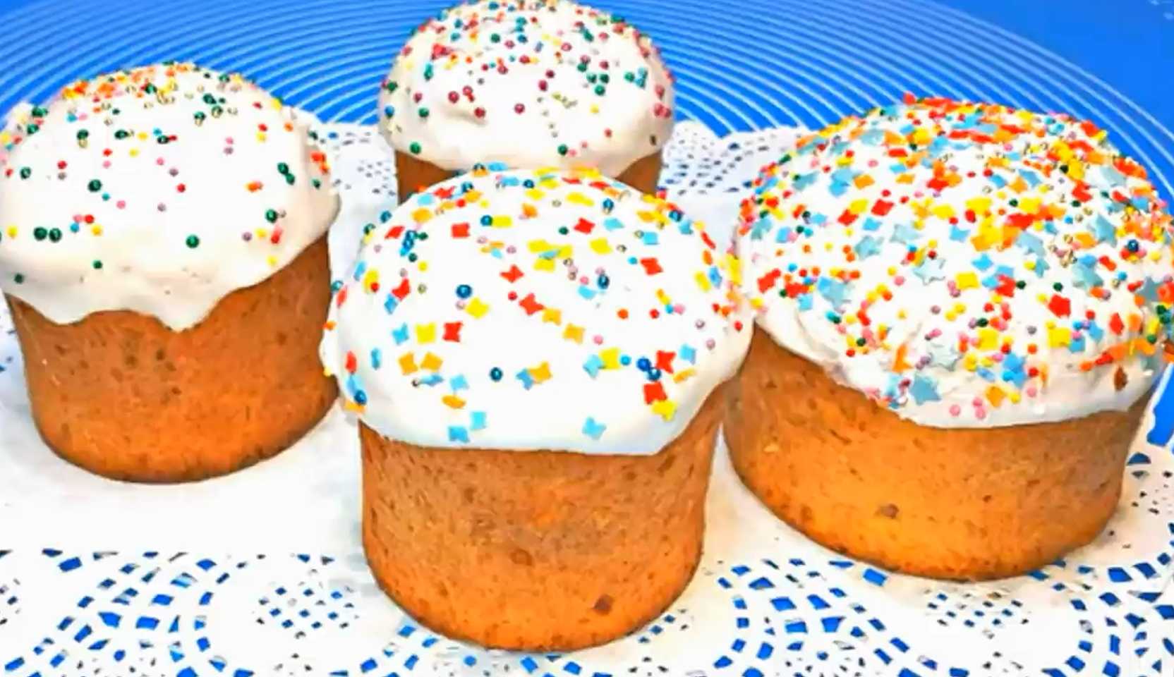 Изображение блюда: Кулич на дрожжах и кефире — Eda.Video