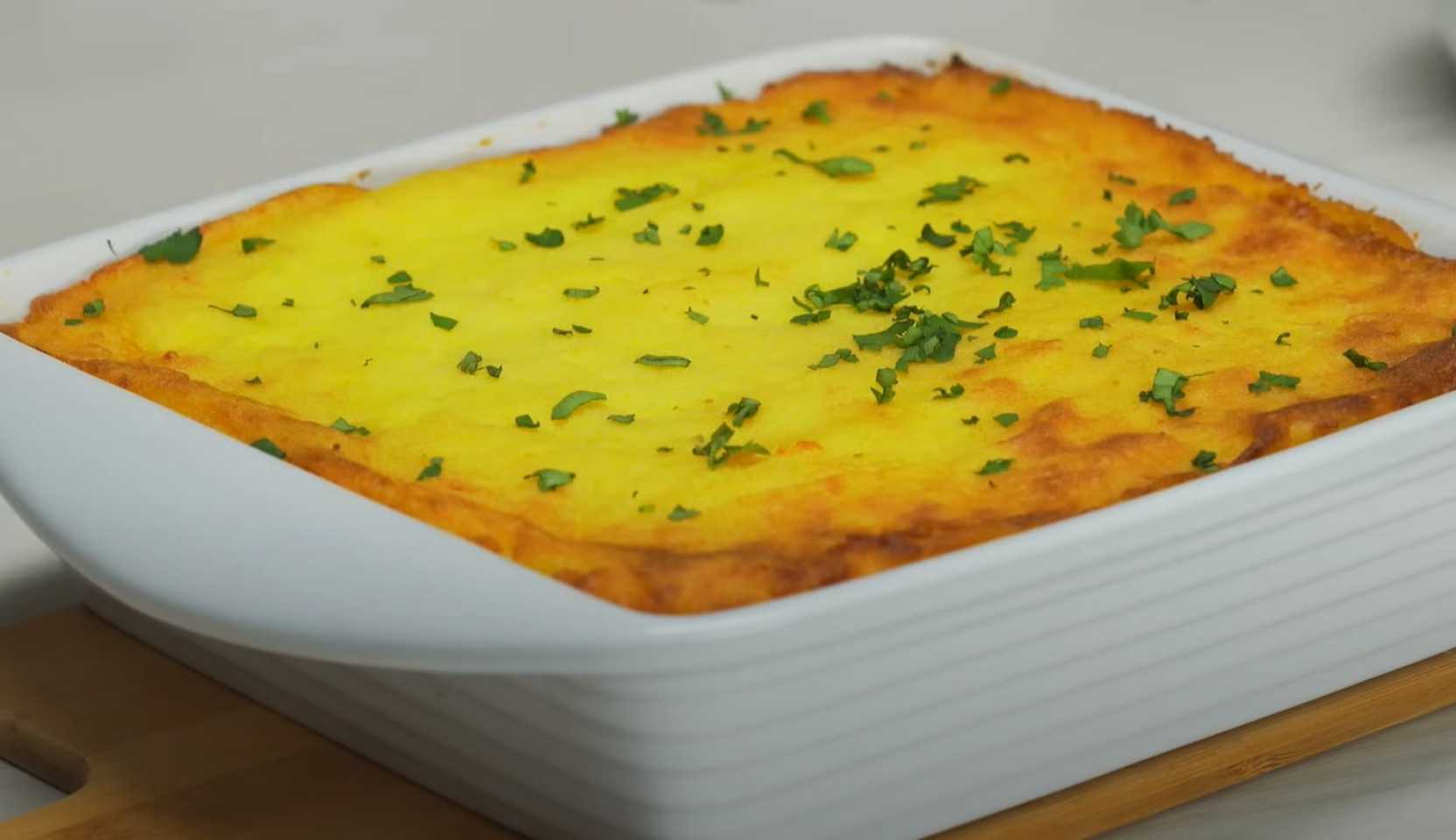 Изображение блюда: Картофельная запеканка с мясным фаршем — Eda.Video