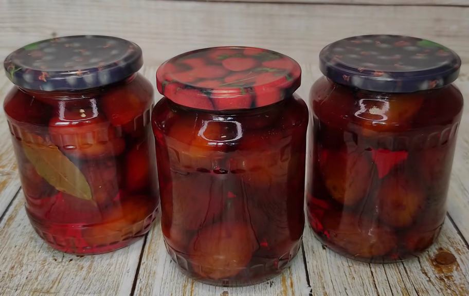 Новый рецепт: Маринованные сливы с пряностями — Eda.Video