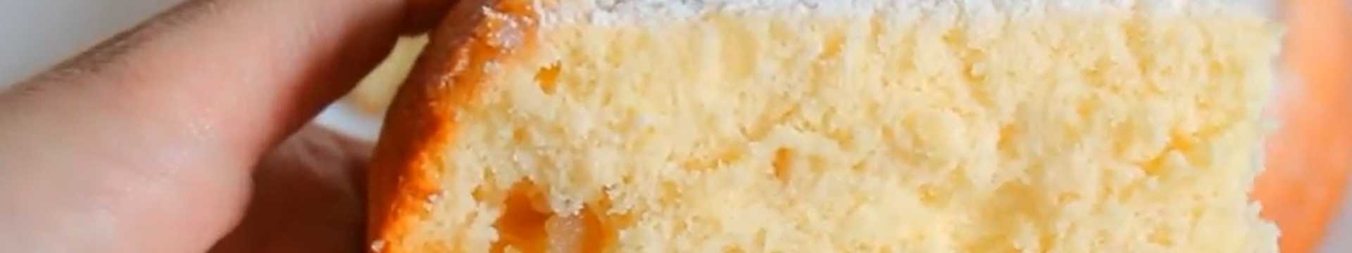 Шарлотка в мультиварке с яблоками — Eda.Video