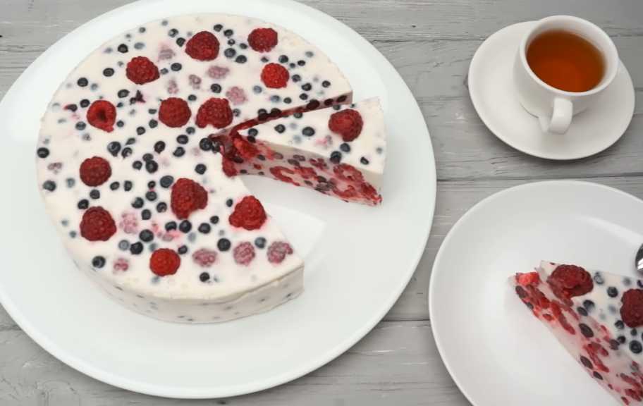 Новый рецепт: Ягодный торт без выпечки — Eda.Video