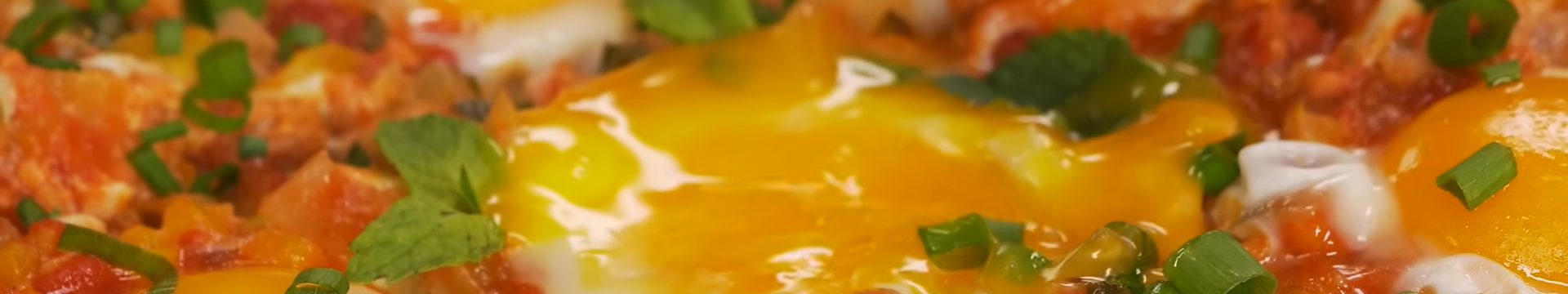 Турецкая яичница с овощами: классический рецепт Менемен — Eda.Video