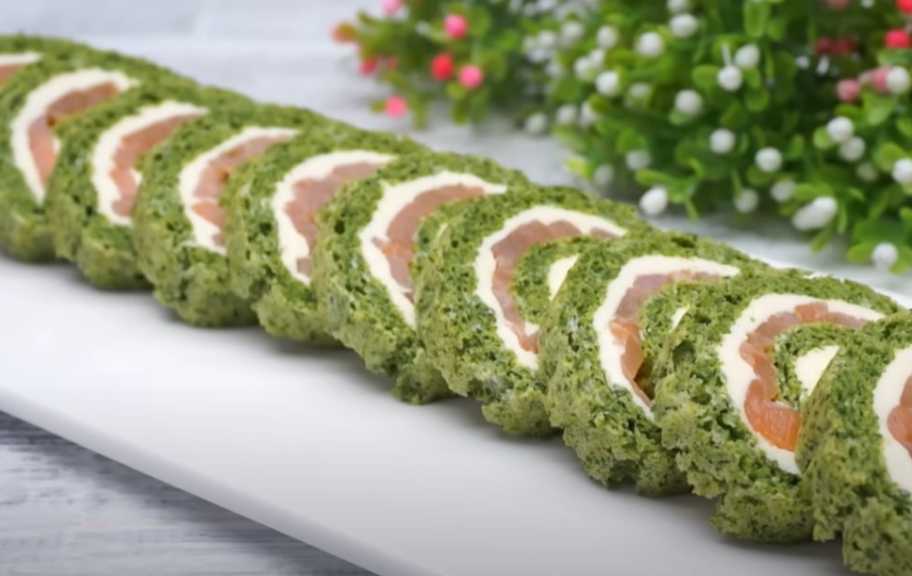 Рецепт: Рулет из шпината, лосося и сыра