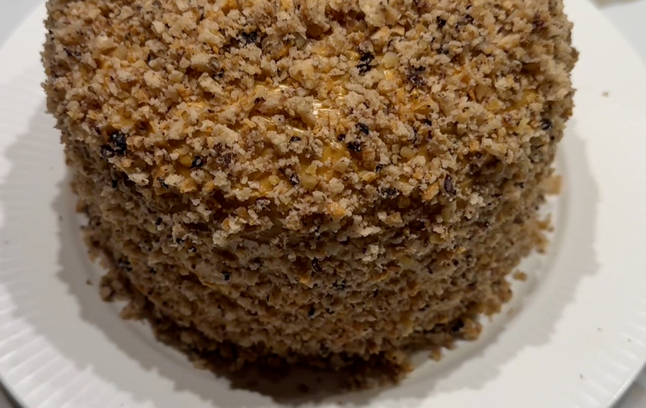 Новый рецепт: Торт с кремом из вареной сгущёнки — Eda.Video