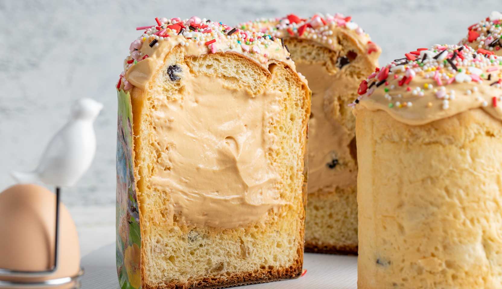 Изображение блюда: Творожный кулич с заварным кремом — Eda.Video