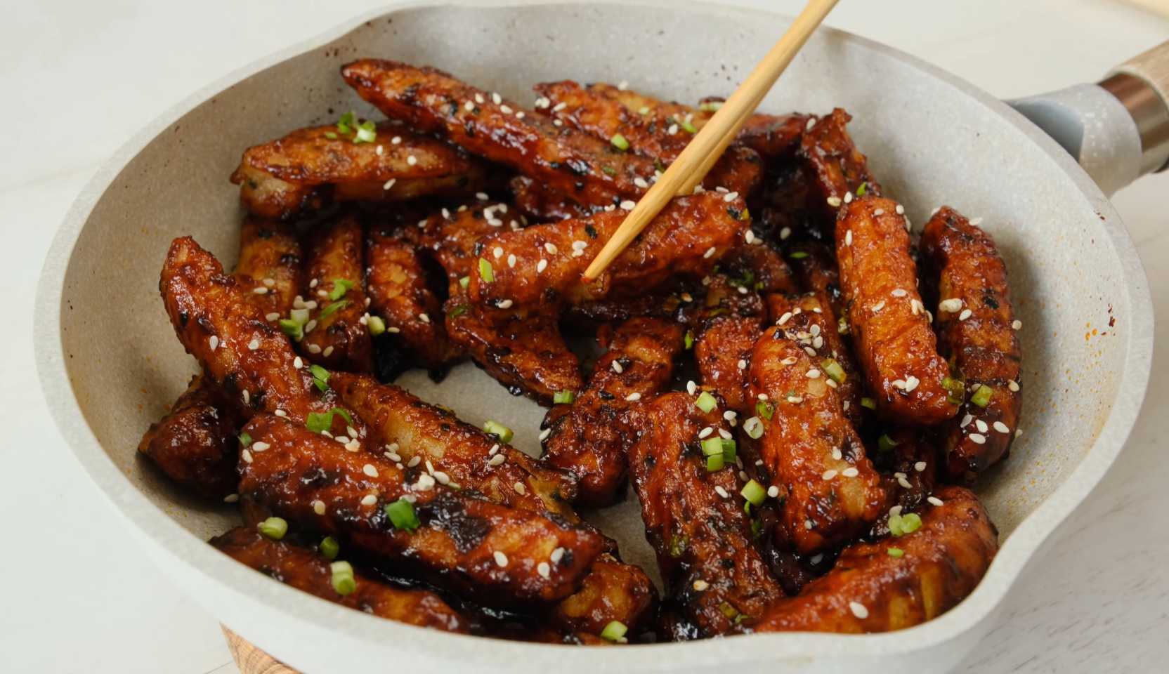 Изображение блюда: Картофель фри по-корейски — Eda.Video