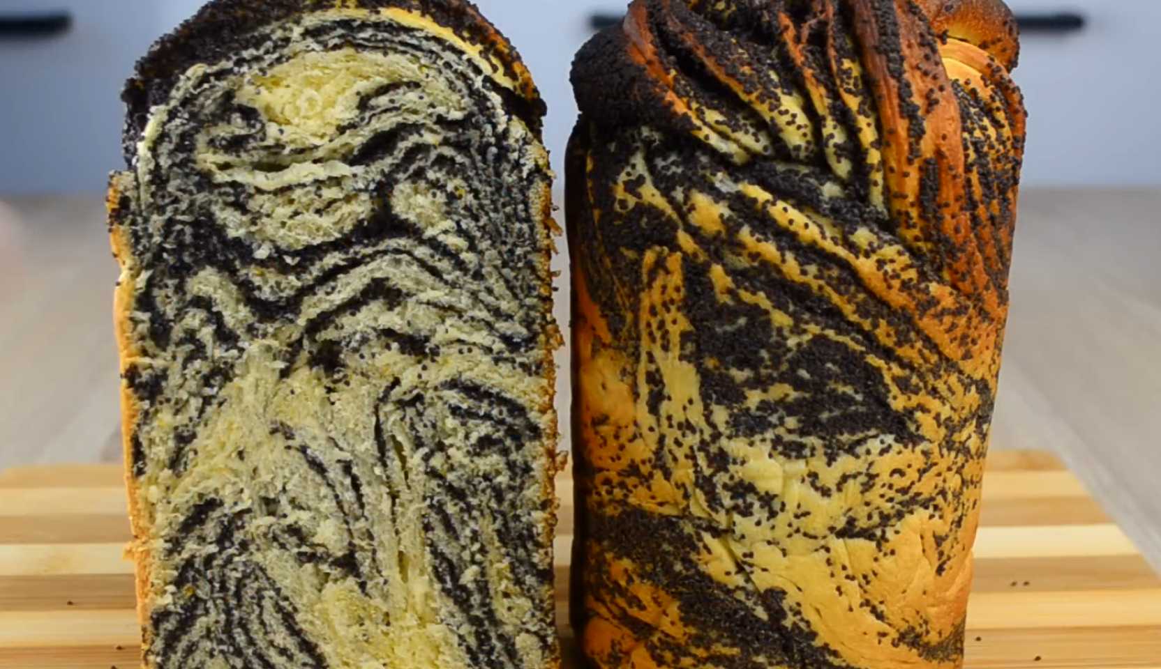 Изображение блюда: Кулич с маковой начинкой — Eda.Video