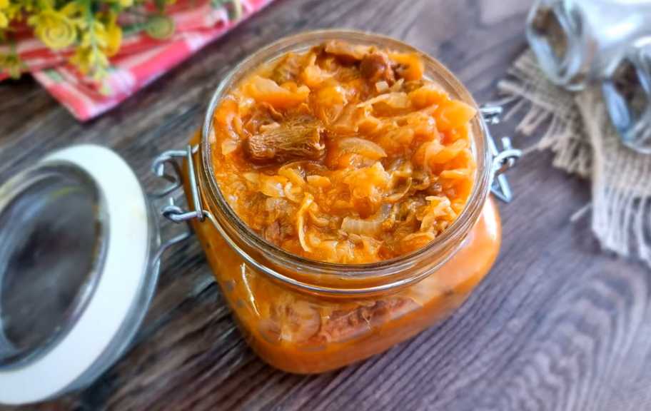 Рецепт: Солянка с лисичками