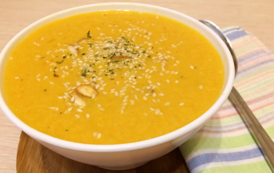 Новый рецепт: Тыквенный суп с курицей — Eda.Video
