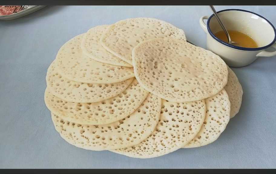 Новый рецепт: Марокканские блины на манке — Eda.Video