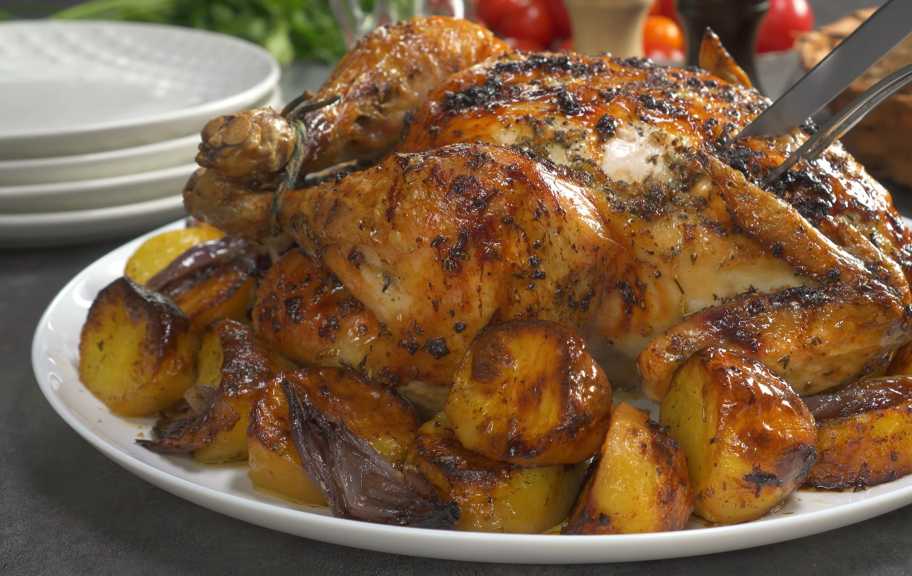Новый рецепт: Курица с прованскими травами и картошкой — Eda.Video