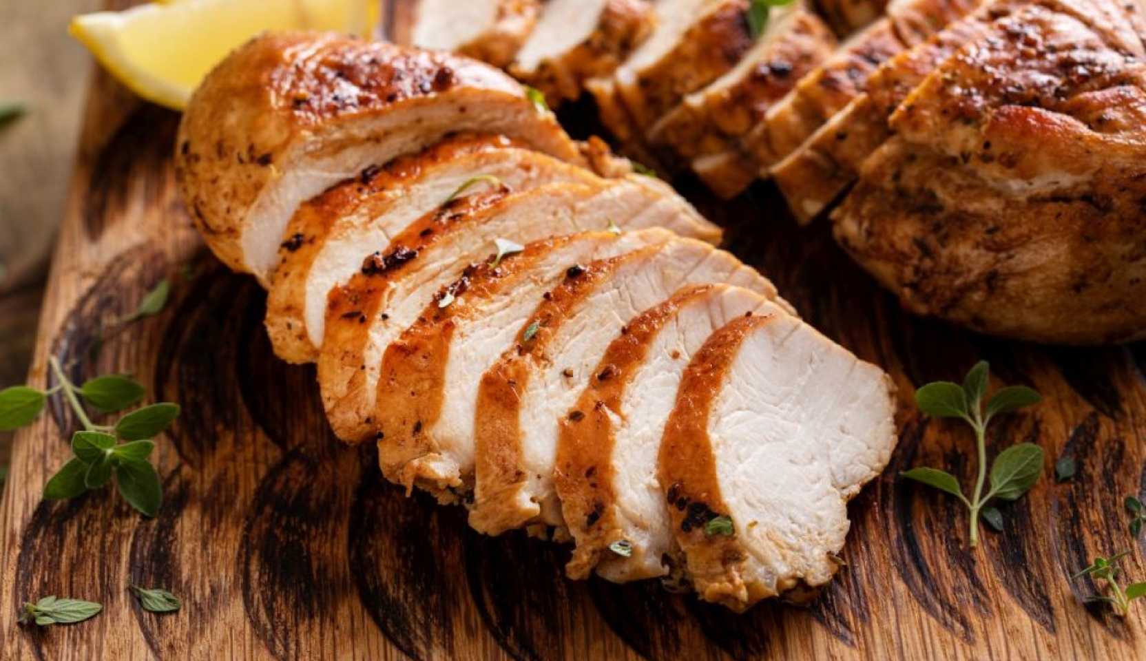 Изображение блюда: Куриная грудка в аэрогриле — Eda.Video