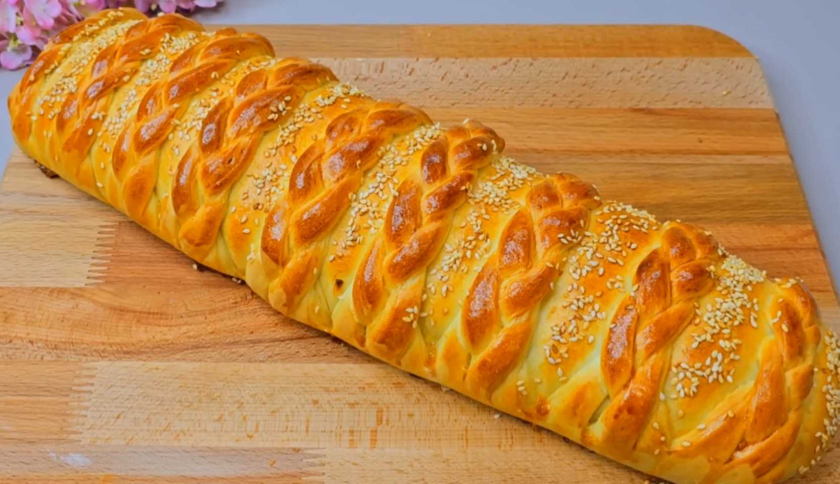 Изображение блюда: Нарядный пирог-рулет — Eda.Video