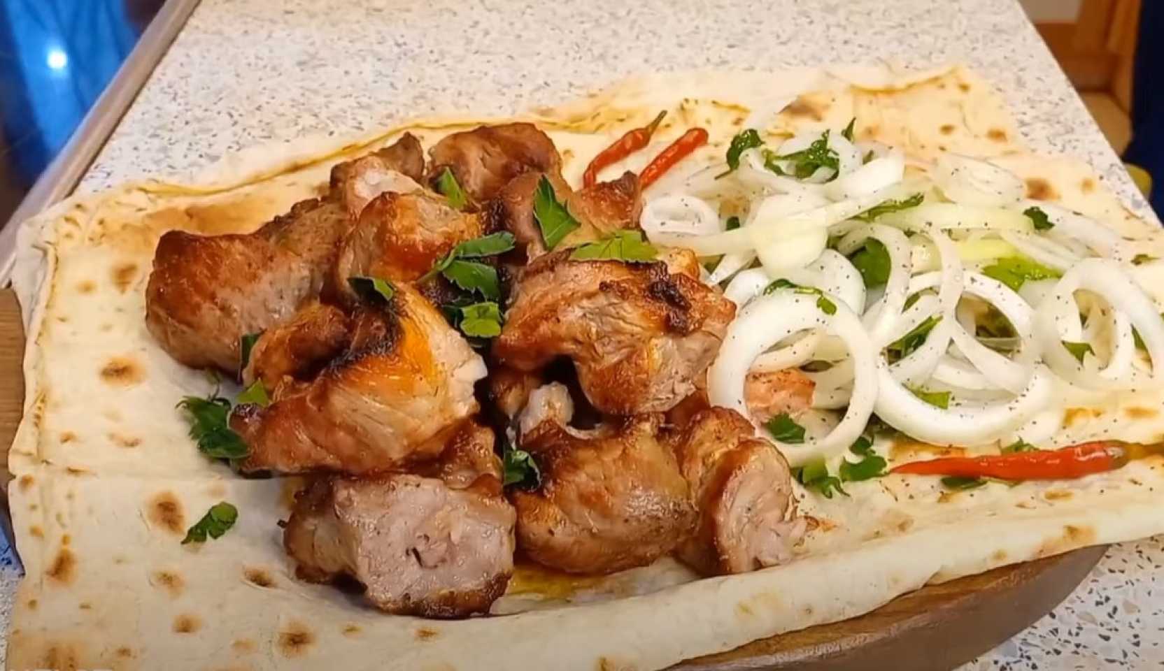 Популярный рецепт — Маринад для шашлыка из свинины с луком и уксусом