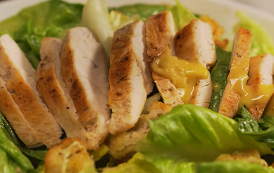 Рецепт: Салат Цезарь классический с курицей