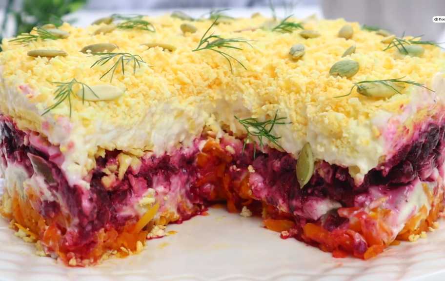 Новый рецепт: Селедка под шубой с курицей — Eda.Video