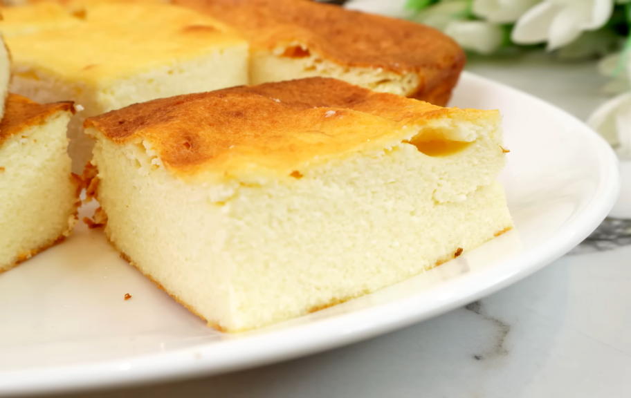 Новый рецепт: Сладкая творожная запеканка как в детском саду — Eda.Video