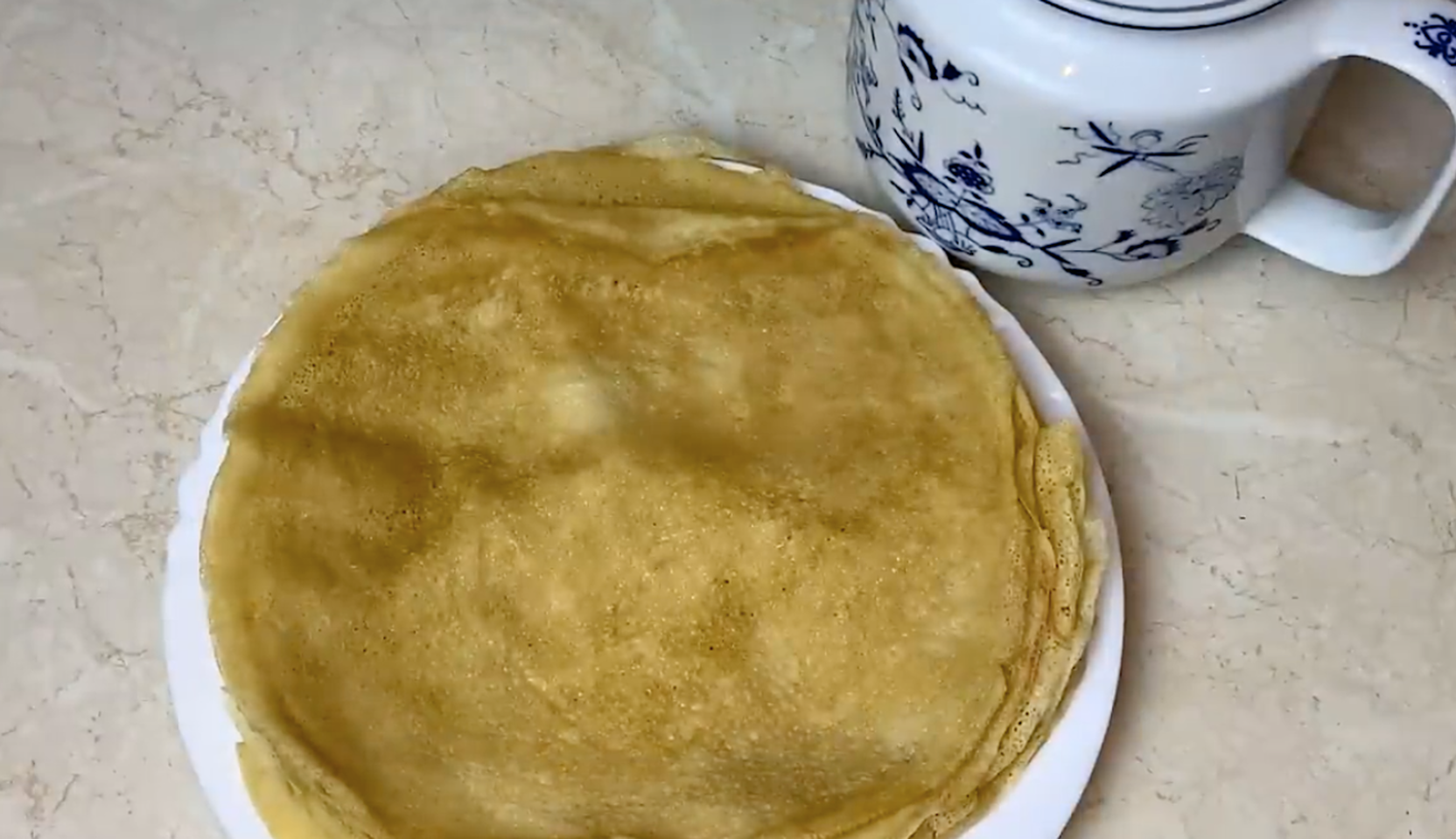 Изображение блюда: Блины на воде без молока — Eda.Video