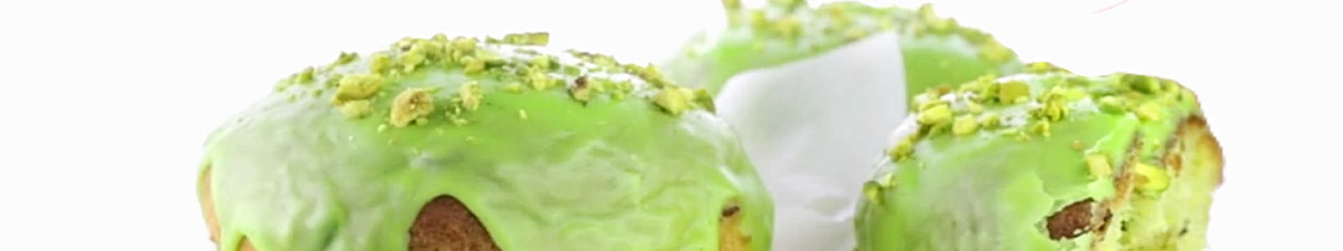 Дубайский кулич с фисташковой начинкой — Eda.Video