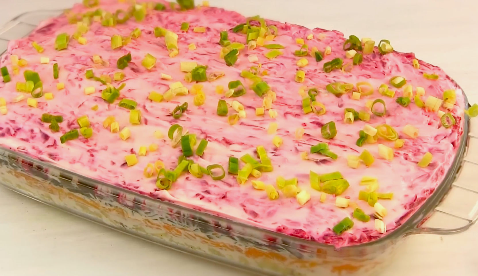 Изображение блюда: Селедка под шубой без селедки — Eda.Video