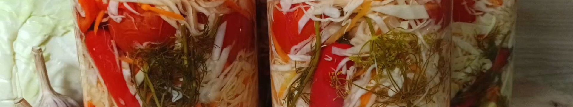 Маринованная капуста с помидорами — Eda.Video