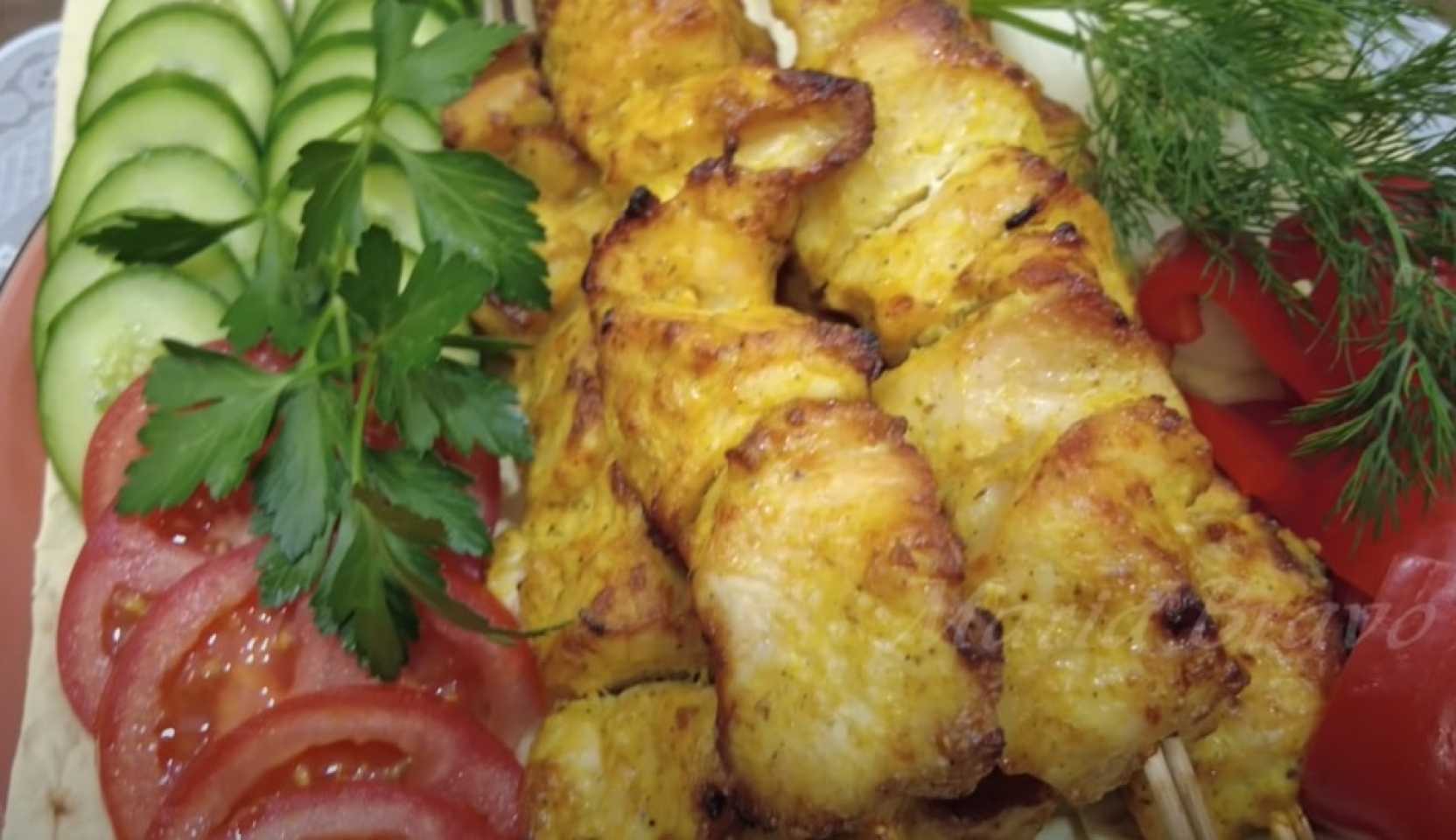 Изображение блюда: Шашлык из курицы в духовке — Eda.Video
