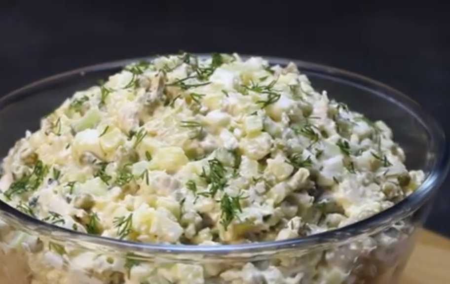 Новый рецепт: Оливье с курицей — Eda.Video