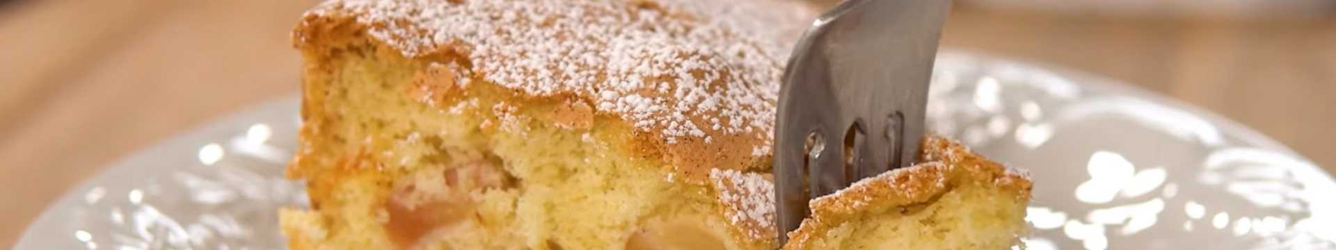 Шарлотка с хрустящей корочкой — Eda.Video