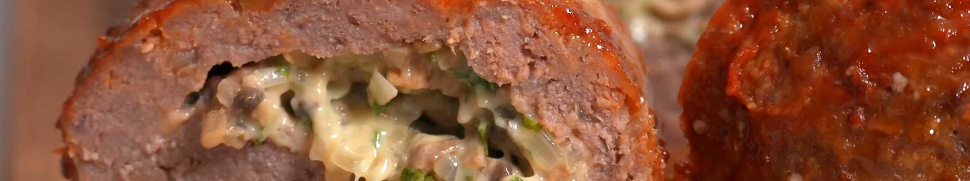 Рулет из фарша с грибами и сыром — Eda.Video
