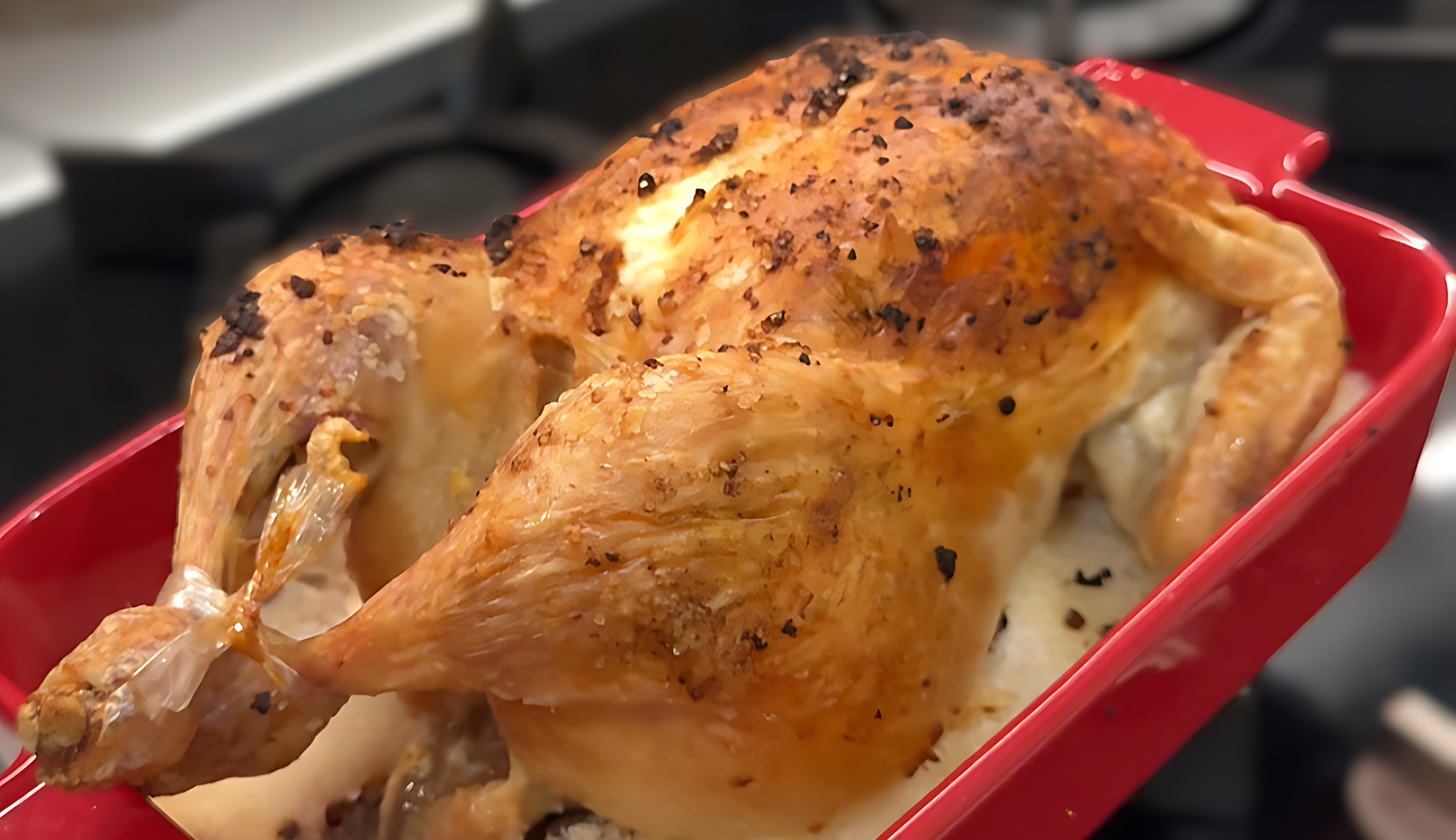 Изображение блюда: Запеченная курица в духовке — Eda.Video