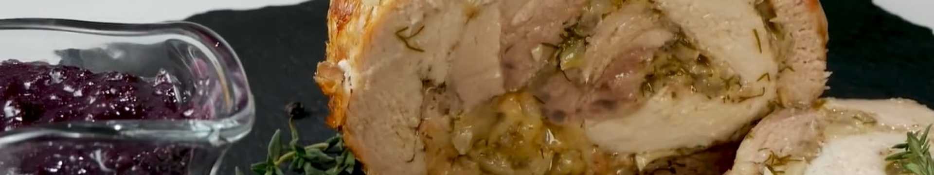 Мясной рулет с виным соусом — Eda.Video