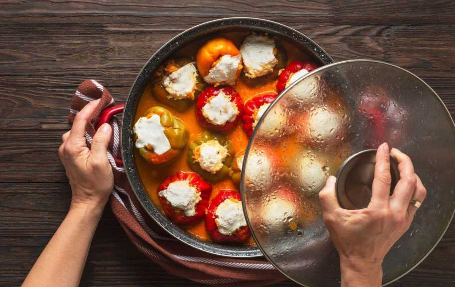 Новый рецепт: Фаршированные перцы с мясом и рисом — Eda.Video