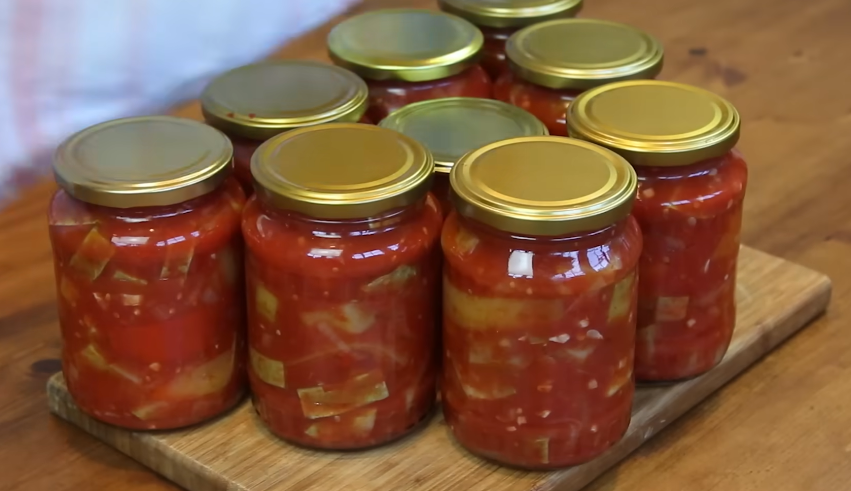 Изображение блюда: Салат с помидорами и кабачками на зиму — Eda.Video