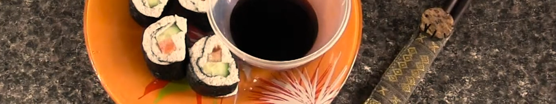 Веганские сыроедные роллы с цветной капустой и семечками — Eda.Video