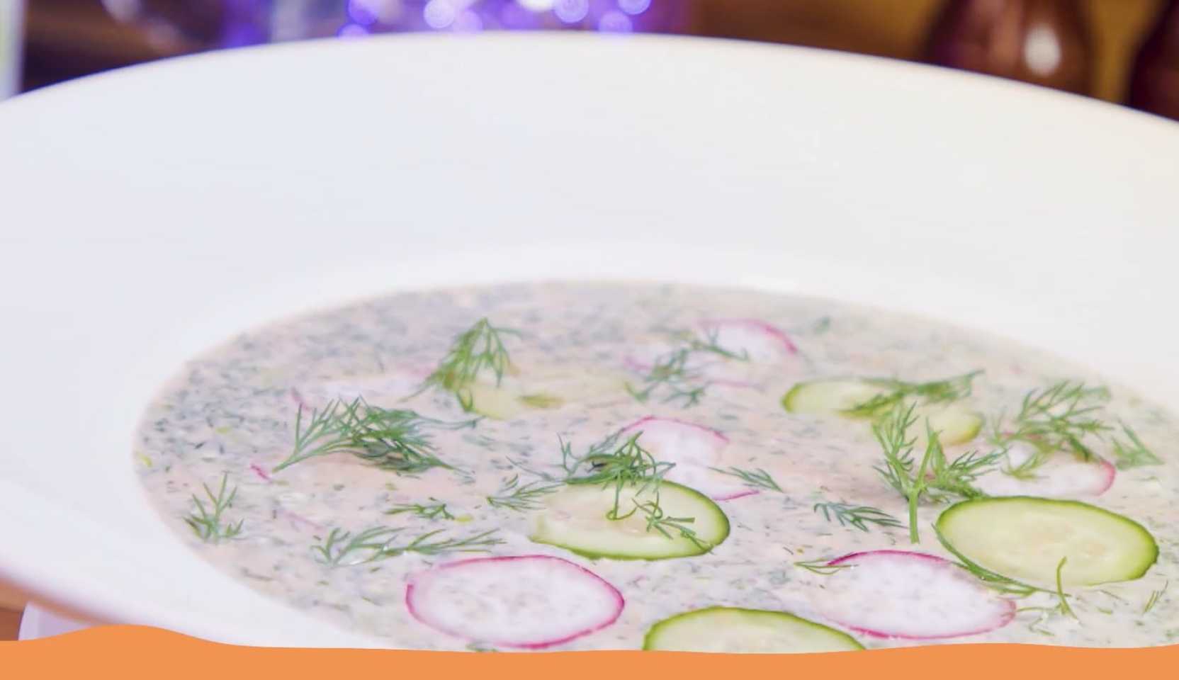 Изображение блюда: Окрошка с копченой курицей — Eda.Video