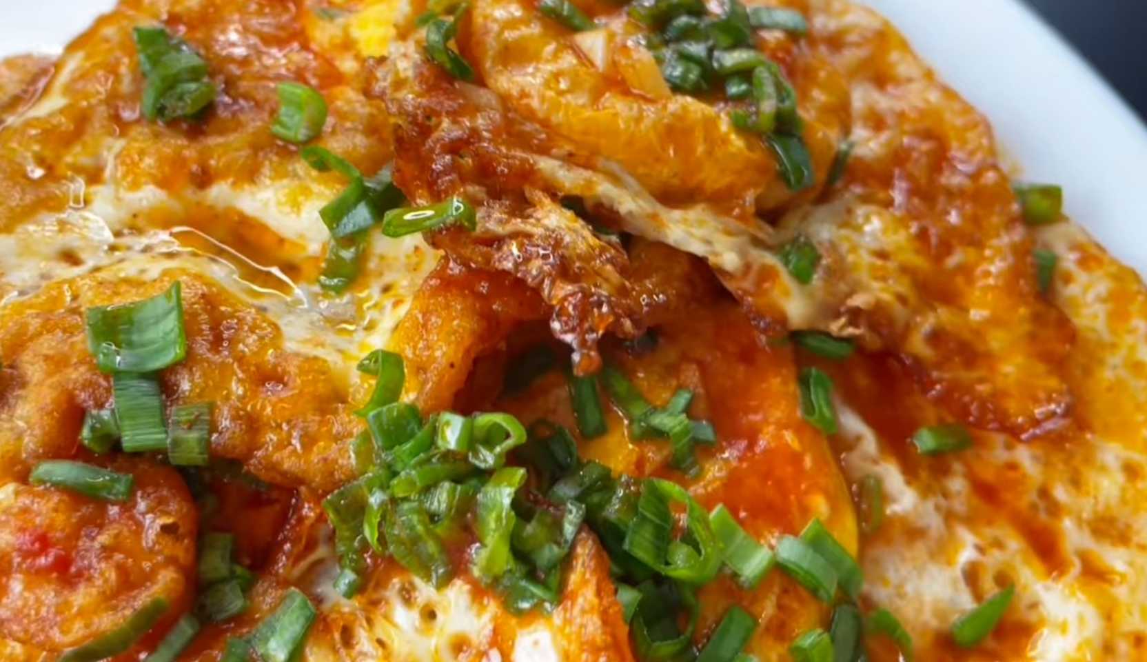 Изображение блюда: Яичница по-китайски в пикантном соусе — Eda.Video