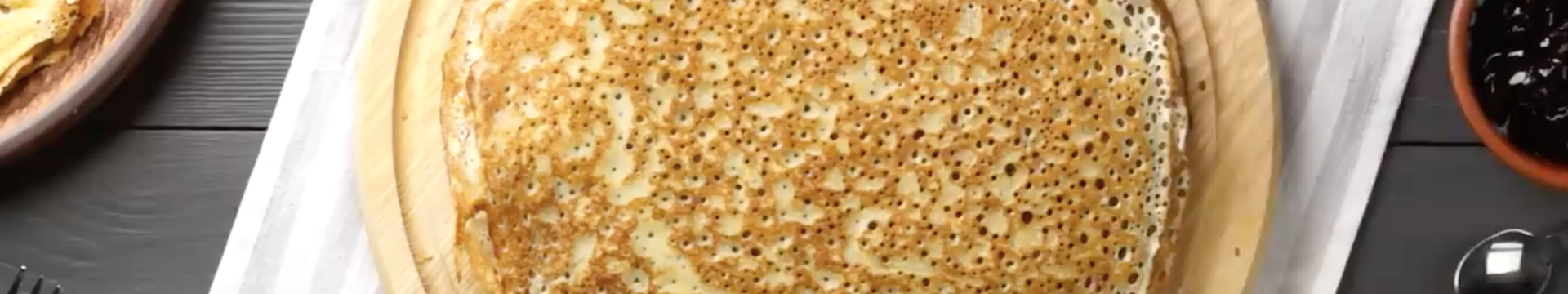 Блины на молоке с дырочками — Eda.Video