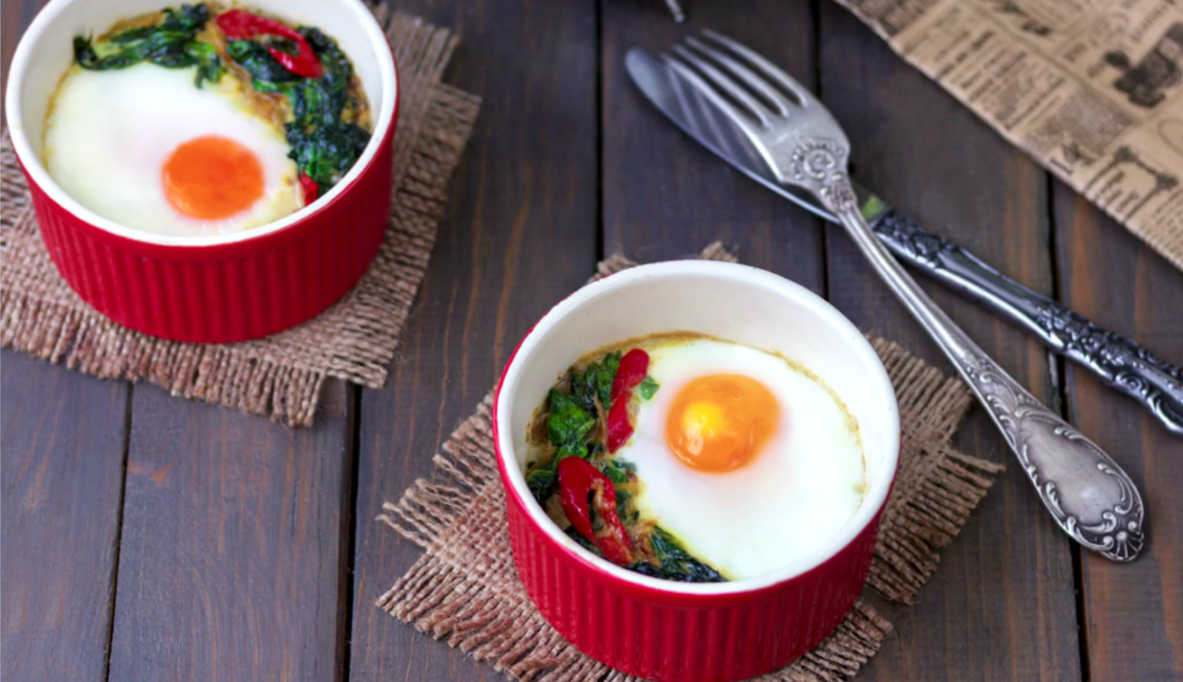 Изображение блюда: Яичница со шпинатом в духовке — Eda.Video