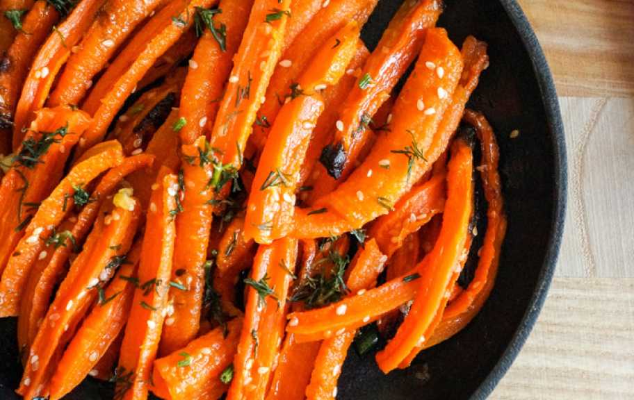 Рецепт: Морковь, запеченная в духовке